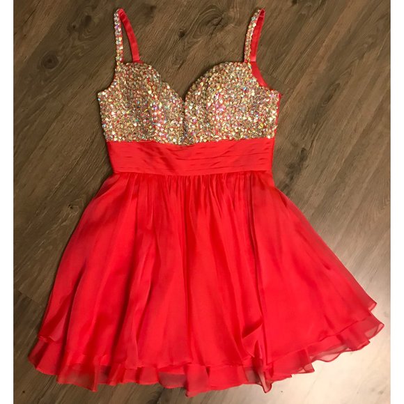 La Femme Pink Cocktail Dress - Picture 2 of 3